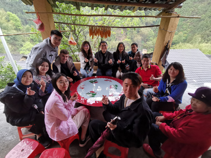 Intl students witness better rural life in GD's ethnic minority areas